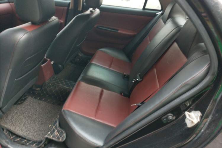 Used BYD F3 2012 Energy-Saving Edition 1.5L Manual Standard Model
