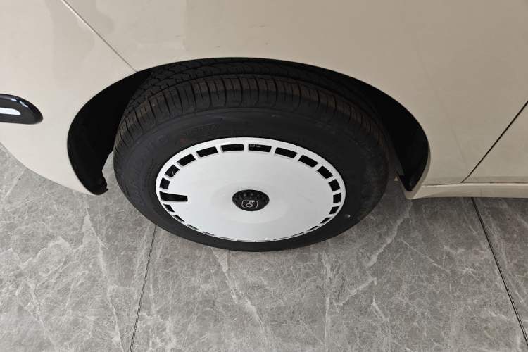 Used Chery QQ Ice Cream 2025 155km Sundae Edition
