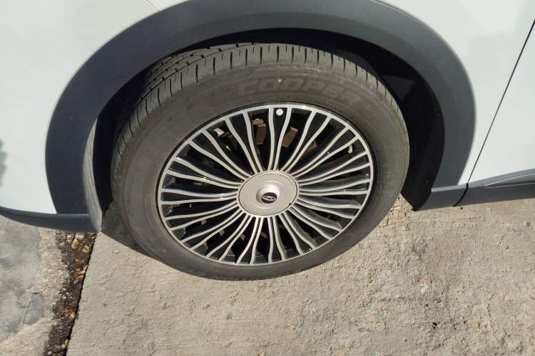 Used Chery Tiggo 8 L 2024 2.0T Two-Wheel Drive Luxury Edition 5 Seats
