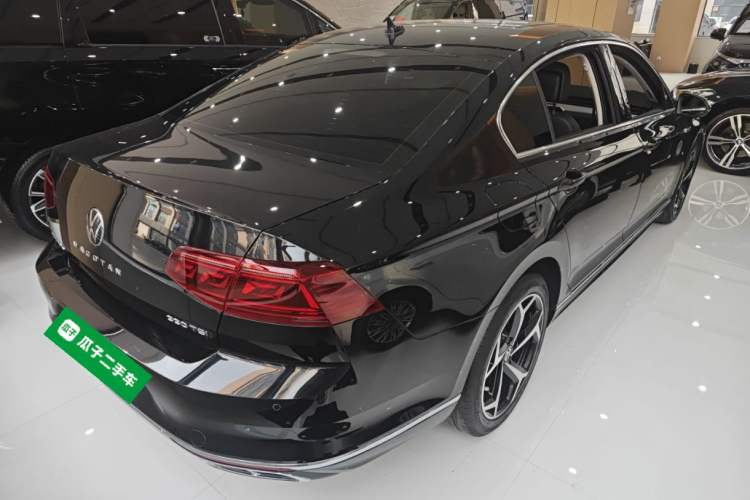 Used Volkswagen Magotan 2023 2 Million Units Commemorative Edition 330TSI DSG Luxury Version