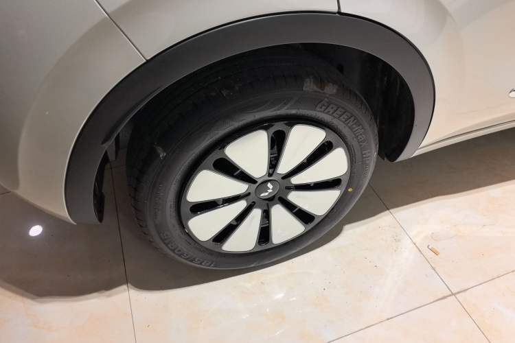 Used Wuling Bingo 2024 333 km Enjoyment Version
