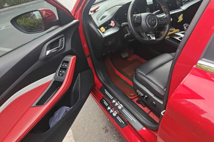 Used MG 5 2021 Revised 300TGI DCT Qingshè Luxurious Enjoyment Edition