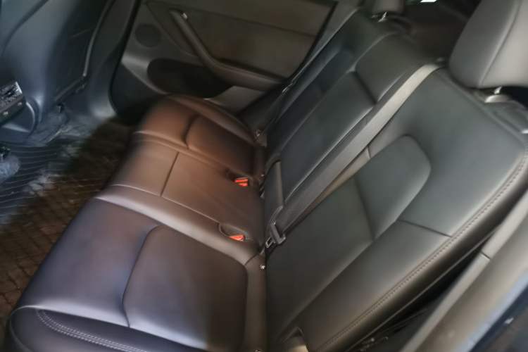 Used Tesla Model Y 2024 Rear-Wheel-Drive Version
