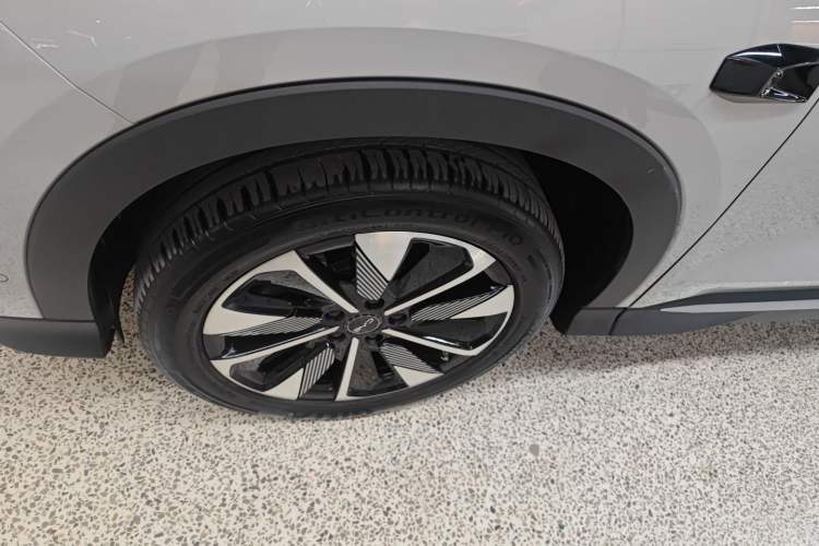 Used BYD Song PLUS New Energy 2025 DM-i 160KM Flagship Model
