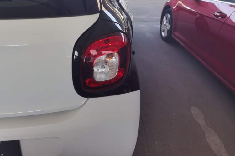 Used  forfour 2016 1.0L 52 kW Passion Edition
