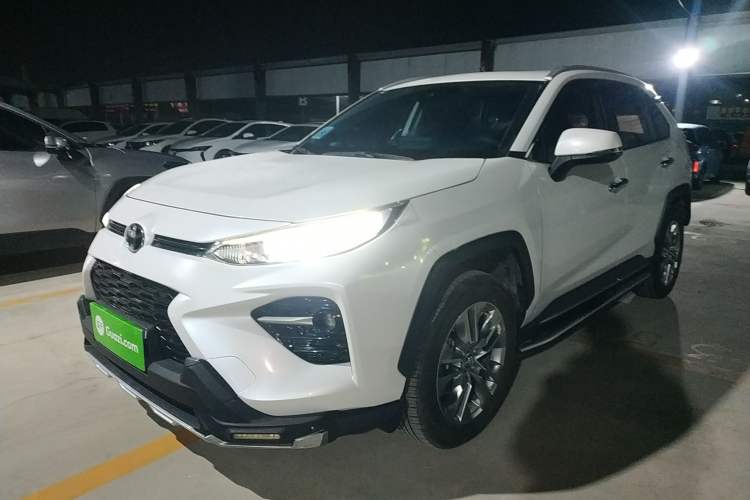 Used Toyota Wildlander 2020 2.0L CVT 4x4 Luxury Edition