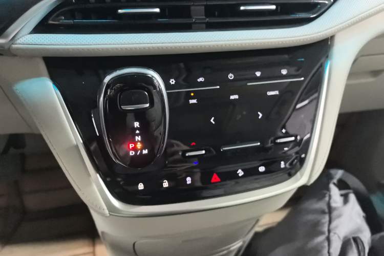 Used Buick GL8 2020 ES Land Cruiser 653T Comfort Edition
