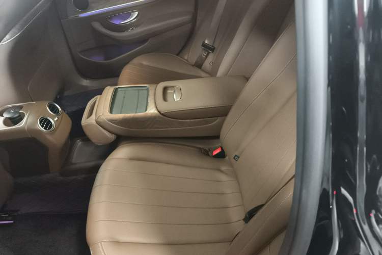 Used Mercedes-Benz E-Class 2018 Facelift E 200 L
