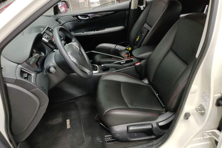 Used Nissan Tiida 2021 1.6L CVT Cool Edition
