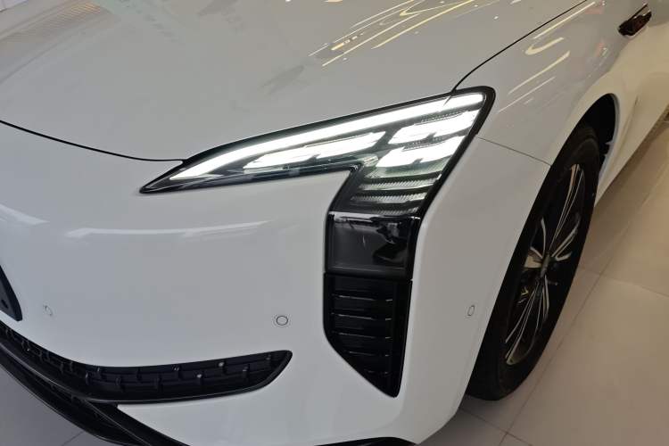 Used Hongqi EH7 2024 600 Pro