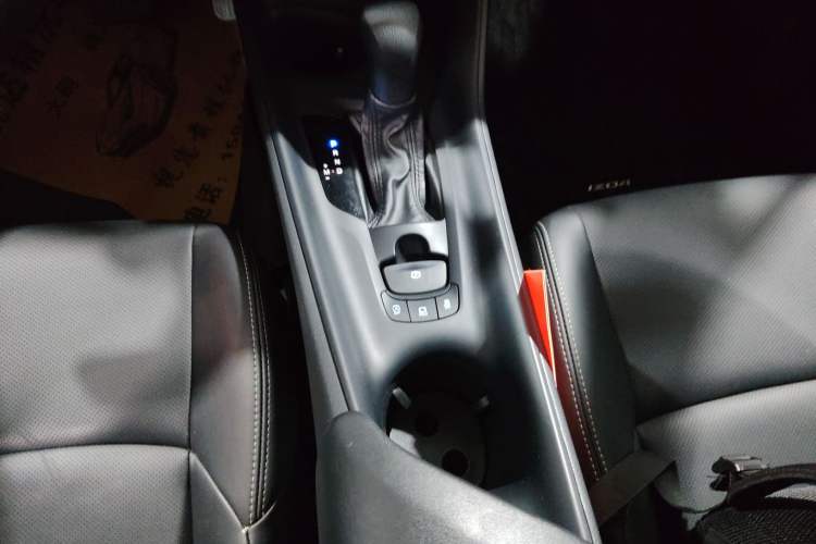 Used Toyota IZOA 2023 2.0L Yixing Version
