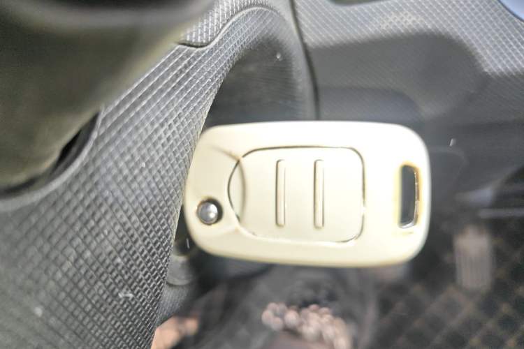 Used Wuling Hongguang MINIEV 2021 Macaron Fashion Model Lithium Iron Phosphate
