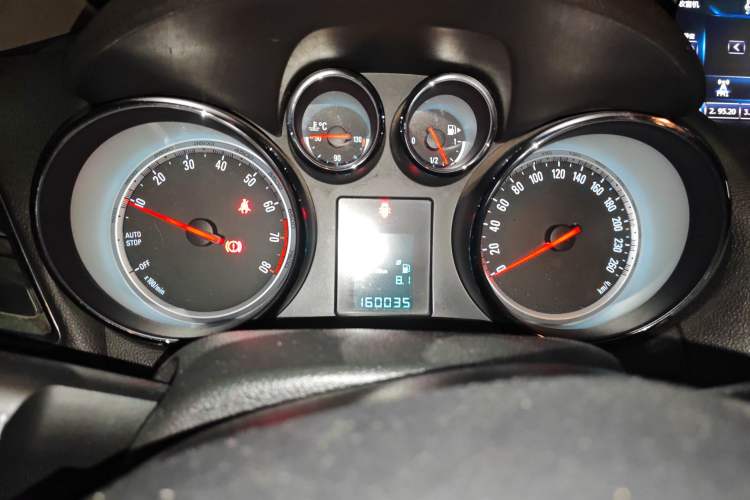 Used Buick Encore 2015 1.4T Automatic Two-Wheel Drive Urban Elite Version