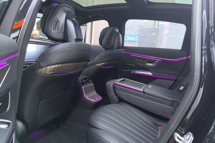 Used Mercedes-Benz E-Class New Energy 2024 E 350 e L Plug-in Hybrid Sedan