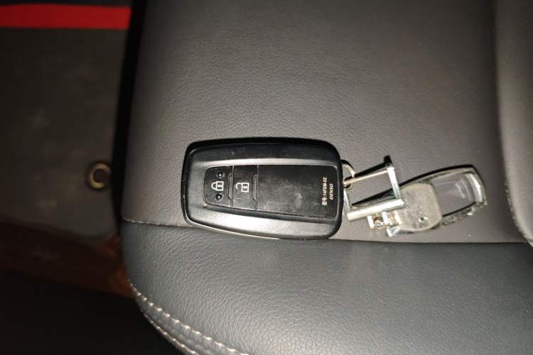 Used Toyota Wildlander 2021 2.0L CVT 4x4 Luxury Edition
