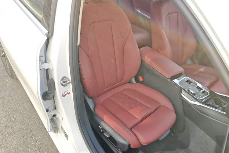 Used BMW 3 Series 2024 325Li M Sport Package
