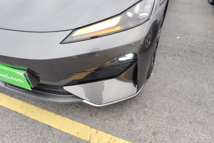 Used  SL03 2023 200Max Range-Extended Version
