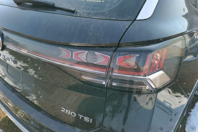 Used Volkswagen Tayron 2023 280TSI Two-Wheel-Drive Luxury Plus Advanced Version
