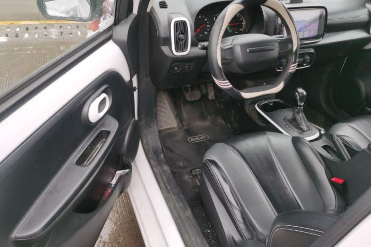 Used Roewe Clever 2022 311km QiQi BoBo Edition