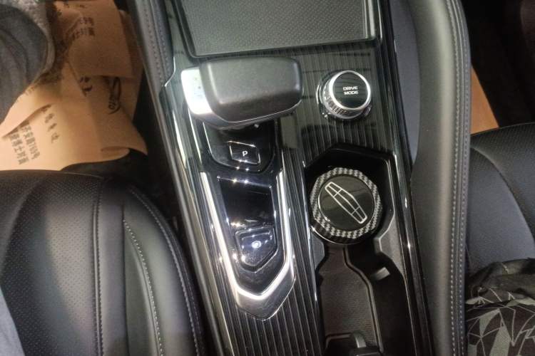 Used Geely Auto Monjaro L 2023 2.0TD High-Power Automatic Two-Wheel Drive Flagship Version
