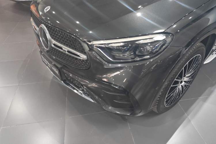 Used Mercedes-Benz GLC 2023 GLC 300 L 4MATIC Luxury Model 5 Seats