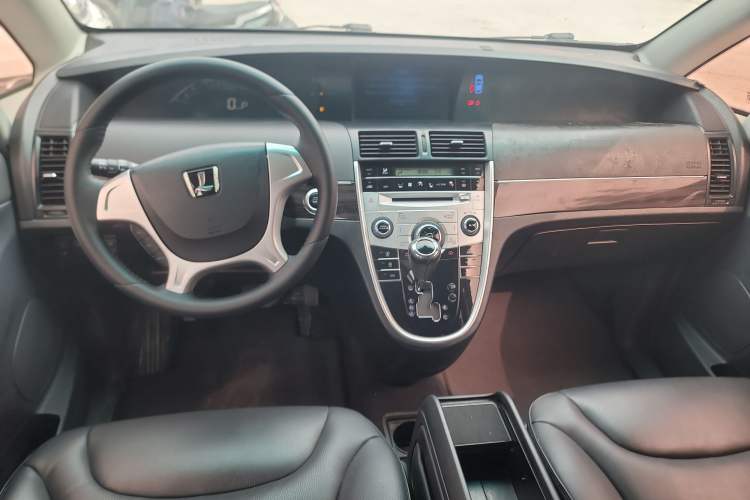 Used Luxgen Great 7 MPV 2016 2.0T Luxury Model
