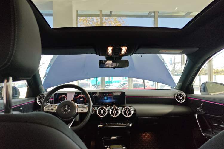 Used Mercedes-Benz A-Class 2020 Restyled A 200 L Sport Sedan Fashion Version
