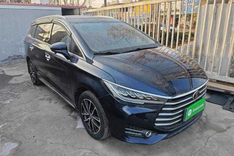Used BYD Song MAX 2018 1.5T Automatic Smart Connect Luxury 6-Seater
