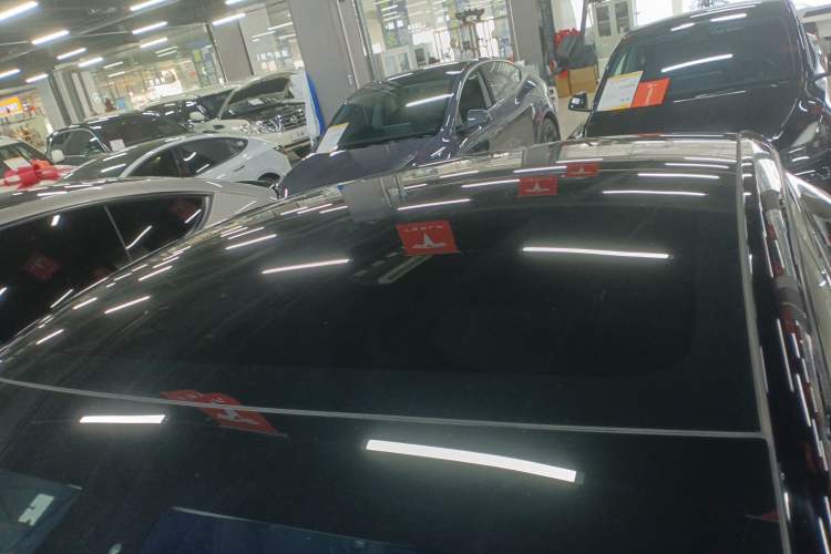 Used Tesla Model Y 2022 Rear-Wheel-Drive Version
