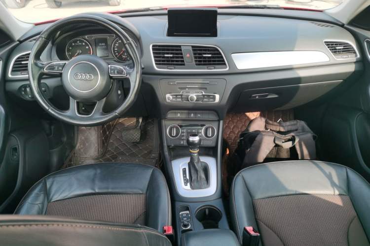 Used Audi Q3 2017 30 TFSI Fashion Model
