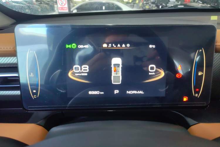 Used Great Wall Poer 2023 2.0T Passenger Version Automatic Diesel 4x4 Sporty GW4D20M
