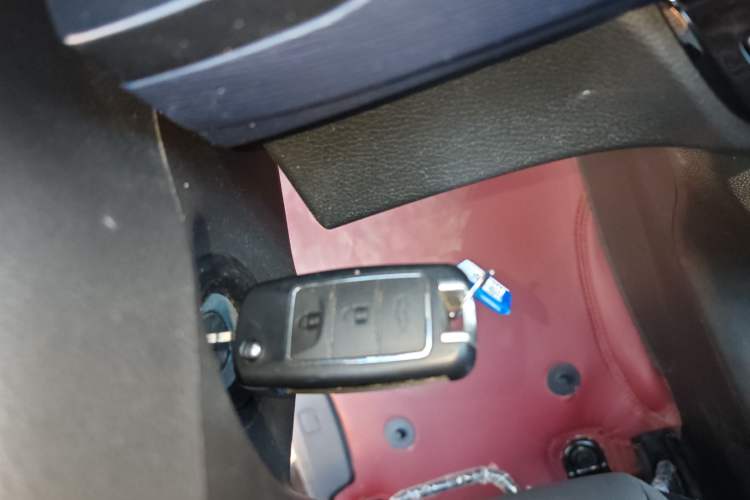 Used FORTHING Lingzhi 2023 M5L 1.6L Comfort Edition 7-Seater
