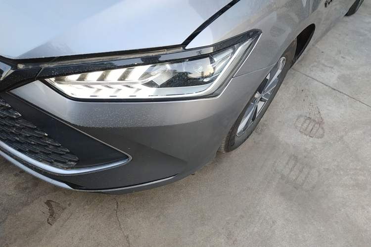 Used BYD Qin PLUS 2024 HONOR Edition DM-i 55KM Leading Model
