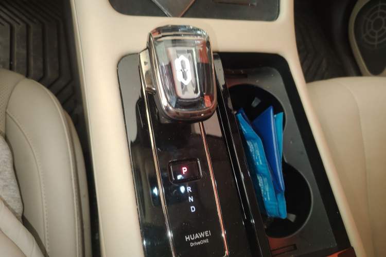 Used Hima AITO M7 2024 1.5T Rear-Drive Plus Version 5 Seats
