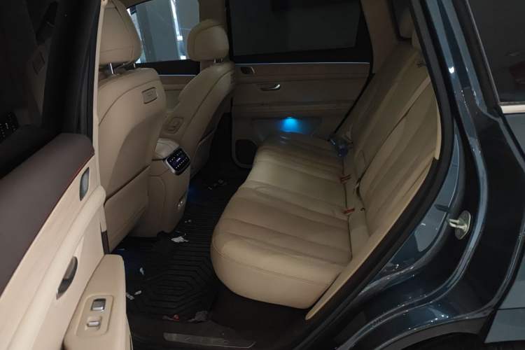 Used Hima AITO M7 2024 1.5T Intelligent Drive 4WD Ultra Version 5 Seats
