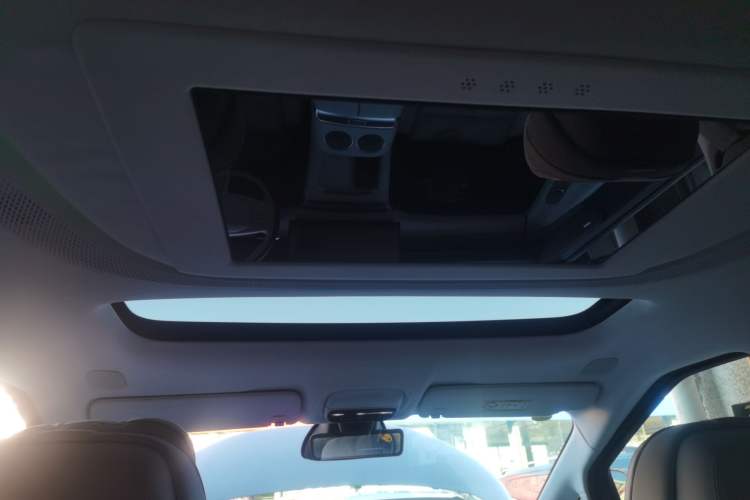 Used XPeng X9 2025 740 Ultra-Long Range Max