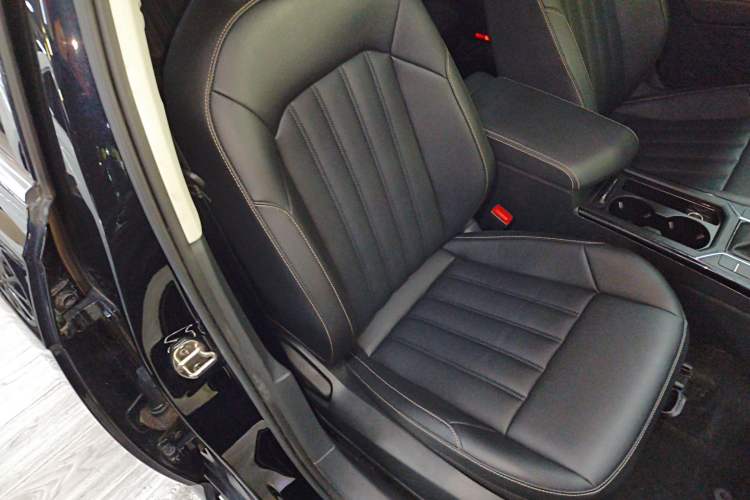 Used Volkswagen Passat 2019 280TSI Business Edition China VI
