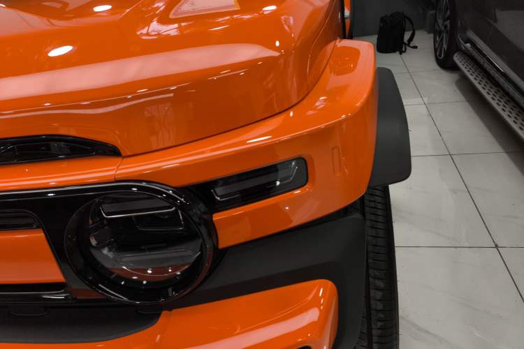 Used  V23 2025 401 Two-Wheel Drive Advanced Edition
