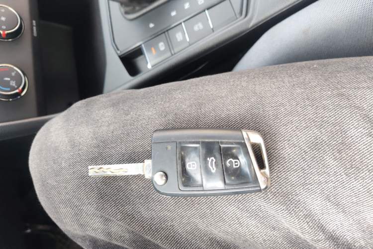 Used Volkswagen Lavida 2023 1.5L Automatic De Yi Edition
