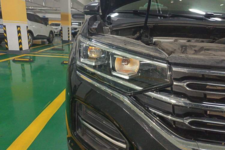 Used Volkswagen Tayron 2021 330TSI Two-Wheel Drive Luxury Smart Connectivity Version
