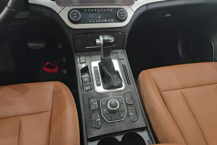 Used Haval H6 Coupe 2016 Blue Label 1.5T Automatic Two-Wheel Drive Urban Model
