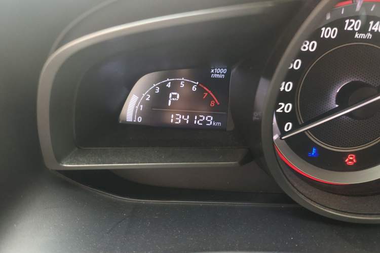 Used Mazda Mazda 3 Axela 2016 Sedan 1.5L Automatic Comfort Model