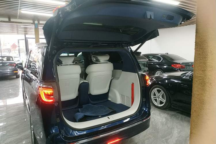 Used Buick GL8 2022 Avenir Avia Four-Seat Prestige Edition