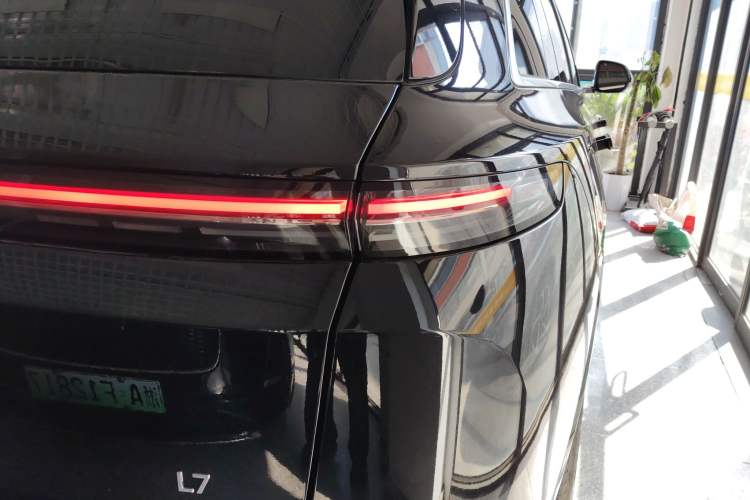 Used Li Auto L7 2023 Pro Model