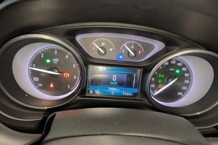 Used Buick Envision 2018 20T Two-Wheel Drive Luxury Model
