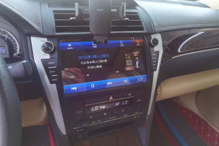 Used Toyota Camry 2016 2.0E 10th Anniversary Elite Edition
