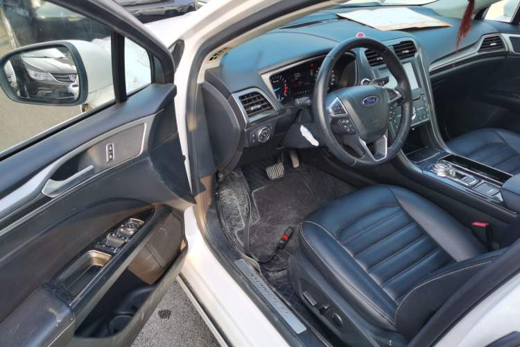 Used Ford Mondeo 2018 EcoBoost 180 Smart Control Fashion Model China V Standard