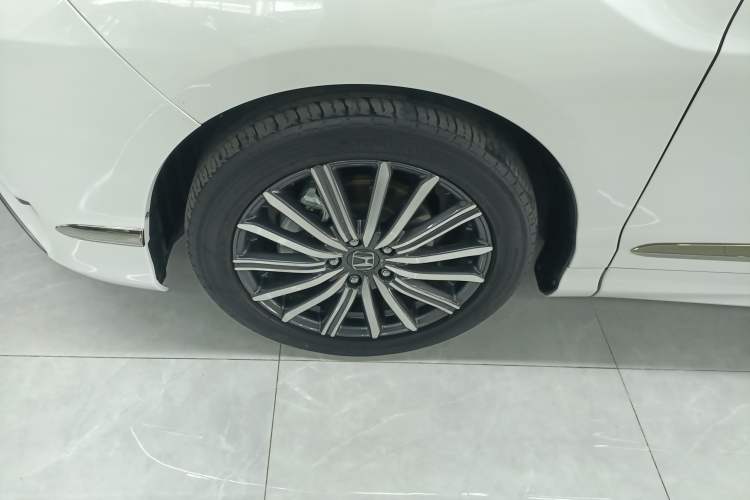 Used Honda Elysion 2022 2.0L eHEV Prestige Edition