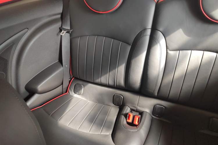 Used  JCW 2013 1.6T JOHN COOPER WORKS
