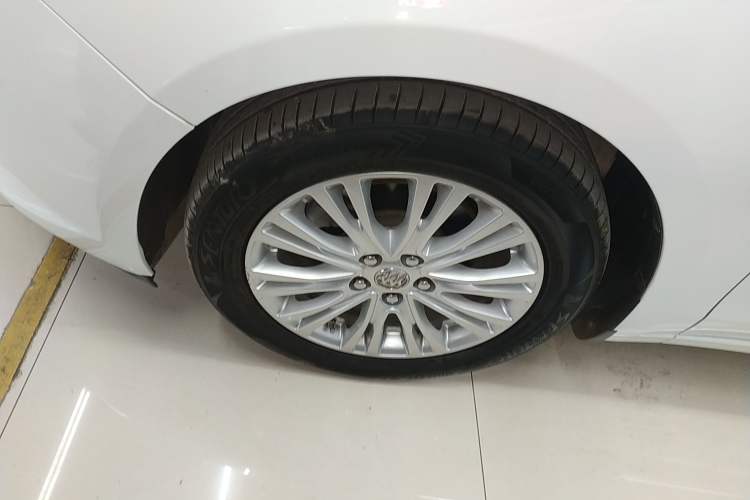 Used Buick GT 2015 15N Automatic Elite Version
